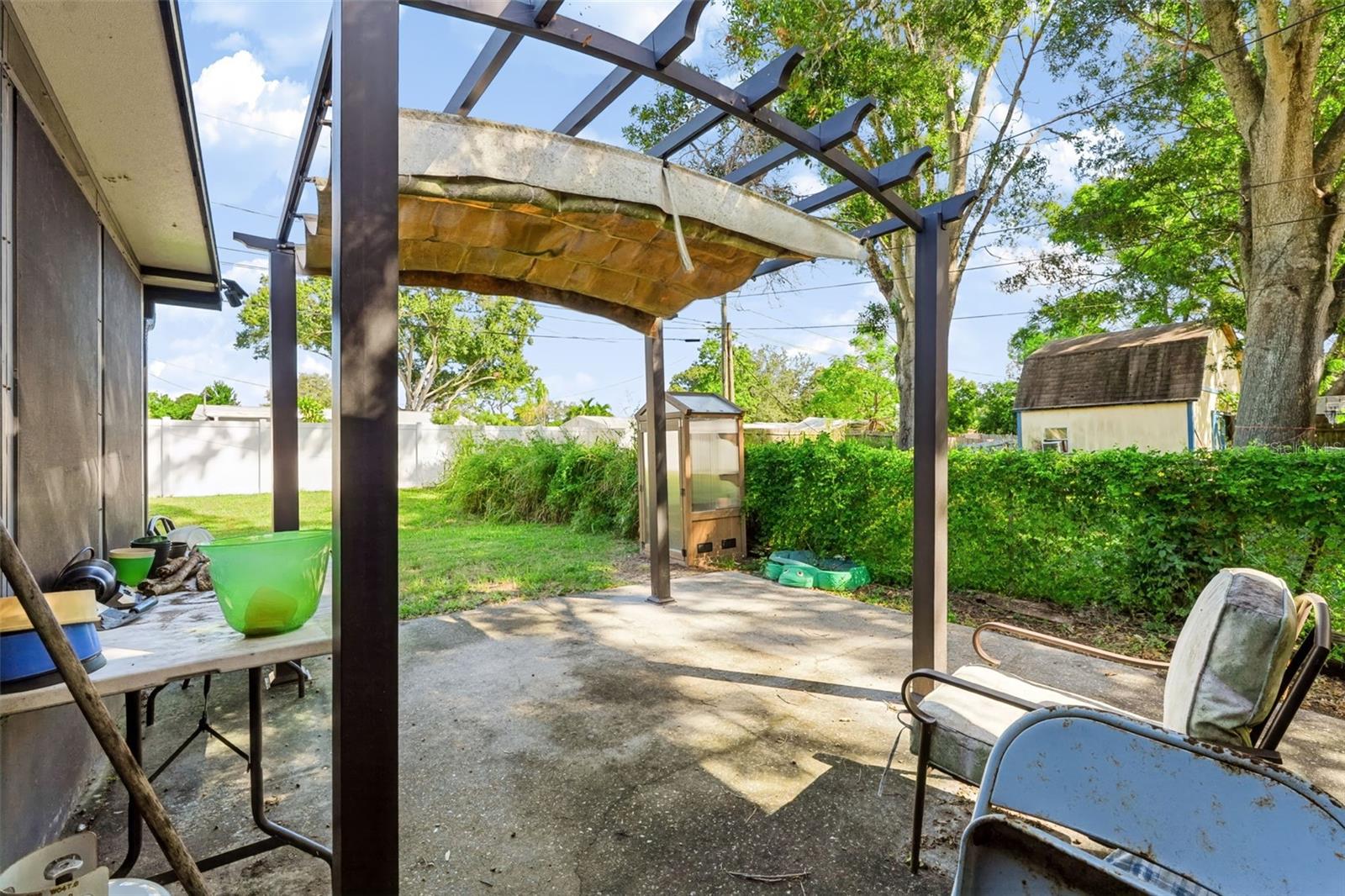8399 79TH AVENUE, Seminole, FL 33777