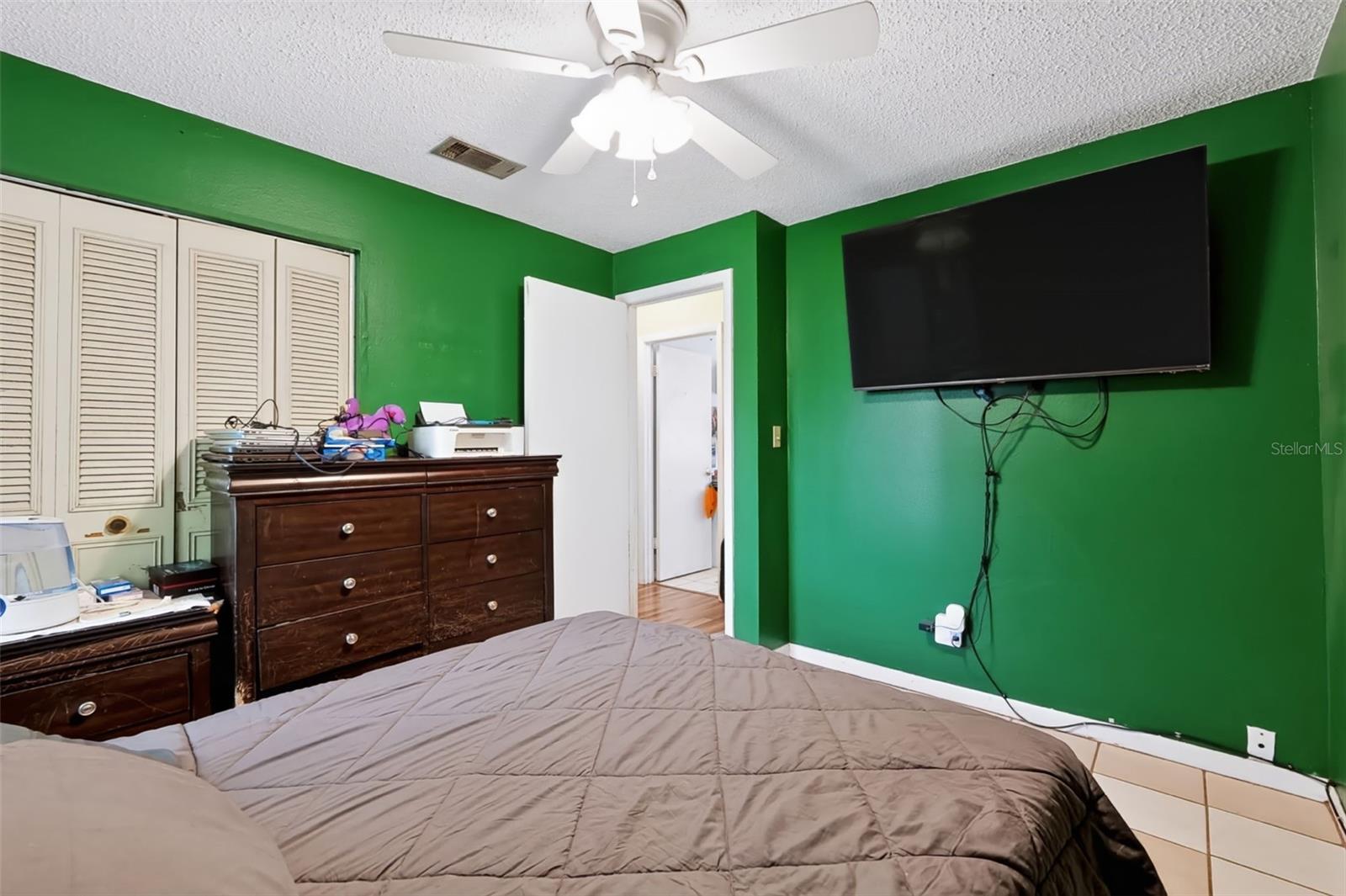 8399 79TH AVENUE, Seminole, FL 33777