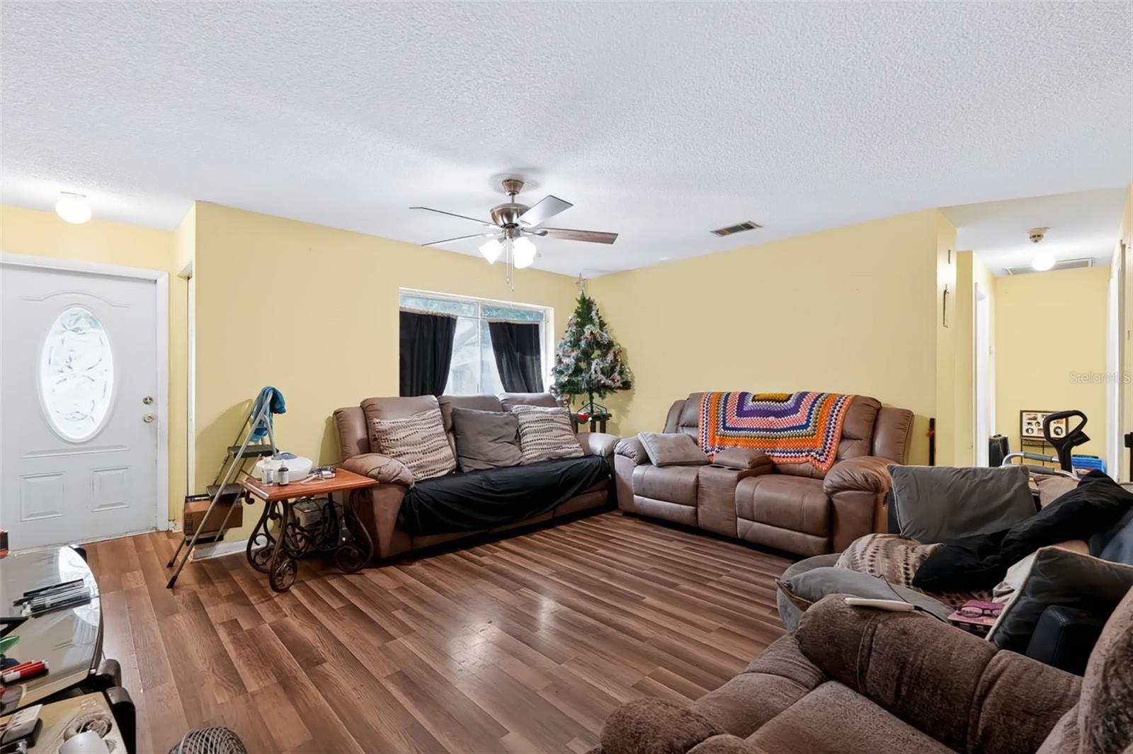 8399 79TH AVENUE, Seminole, FL 33777 8399 79TH AVENUE, Seminole, FL 33777