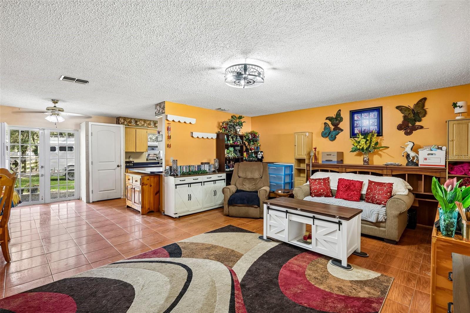 1521 CRE ROAD, Dover, FL 33527