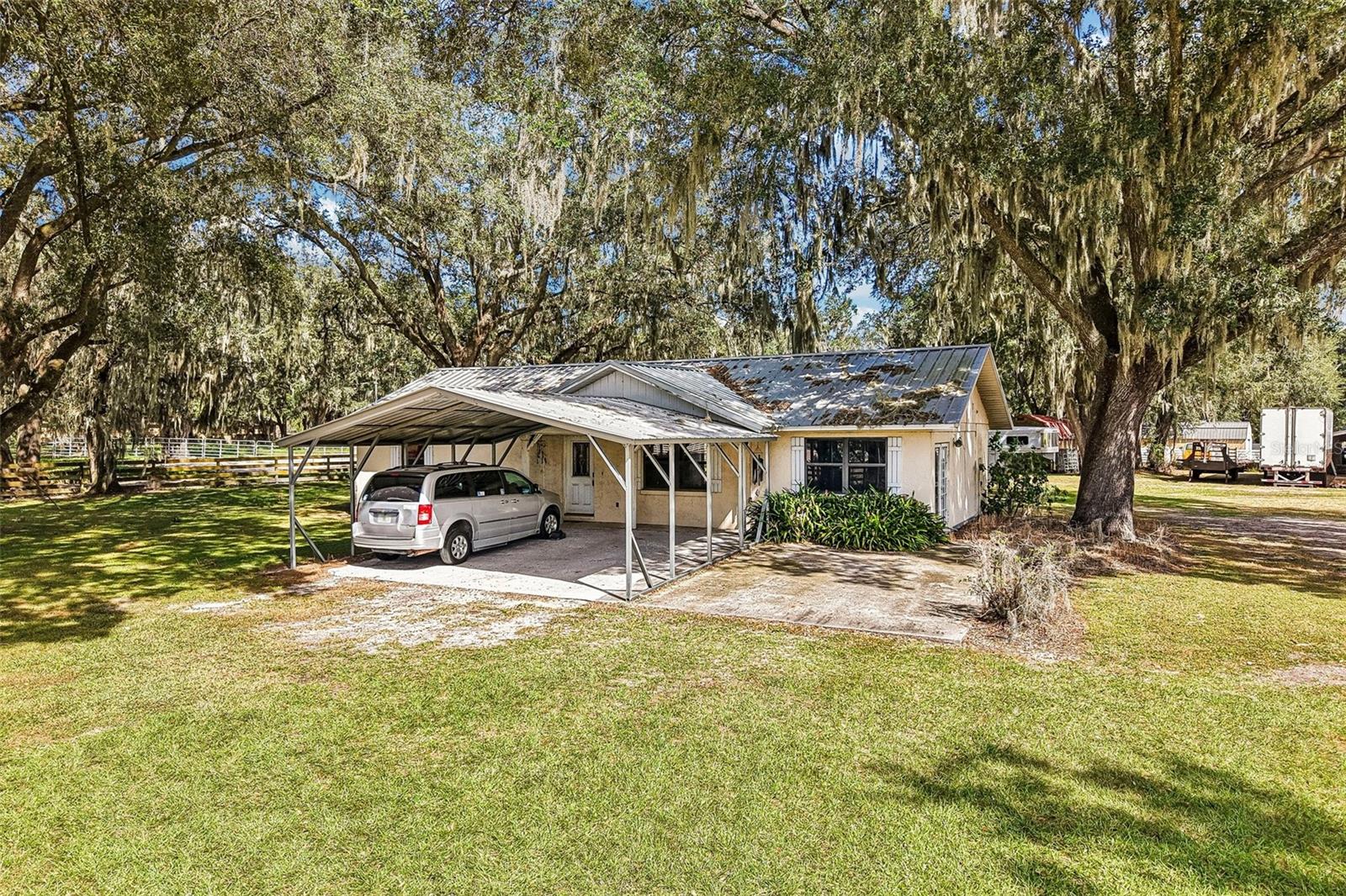 1521 CRE ROAD, Dover, FL 33527