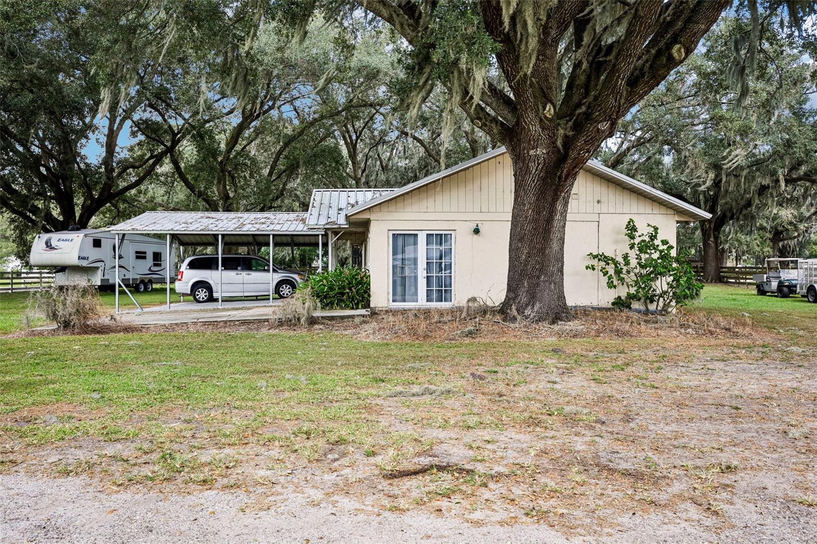 1521 CRE ROAD, Dover, FL 33527