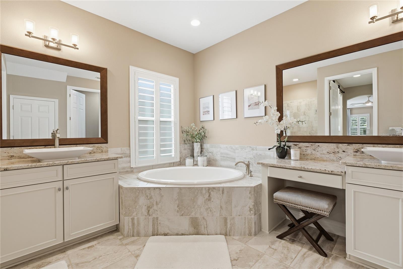 7428 PARADISO DRIVE, Apollo Beach, FL 33572