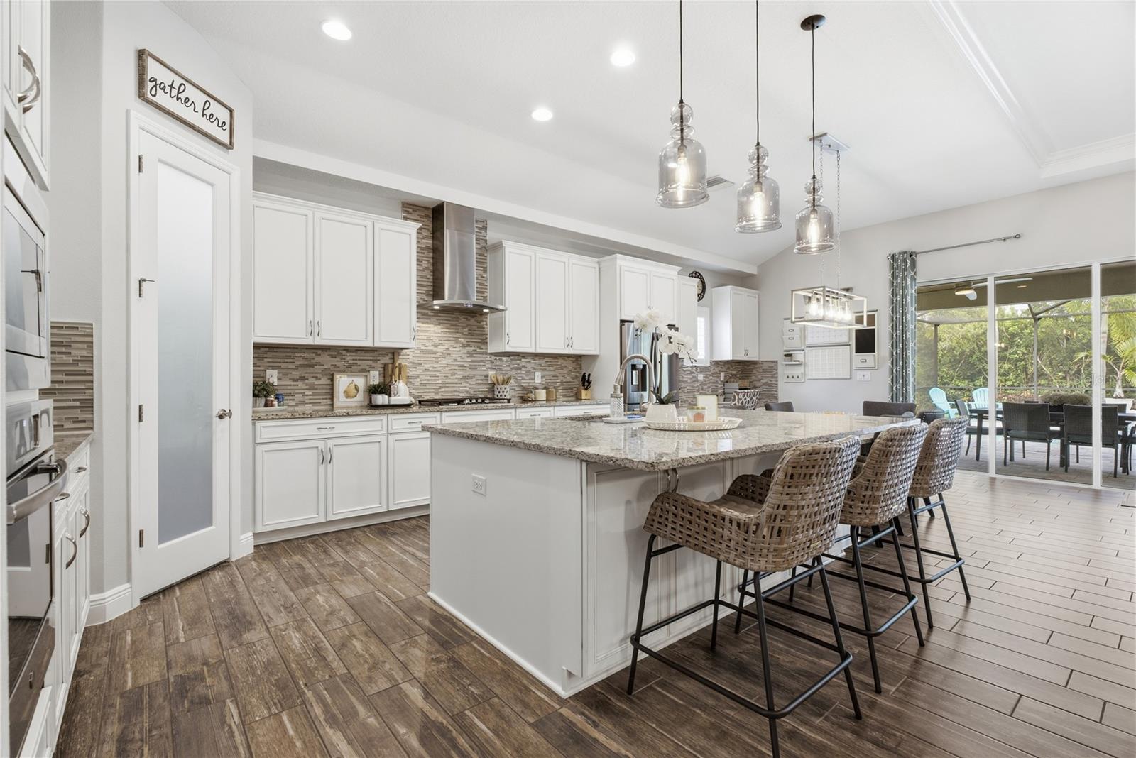 7428 PARADISO DRIVE, Apollo Beach, FL 33572