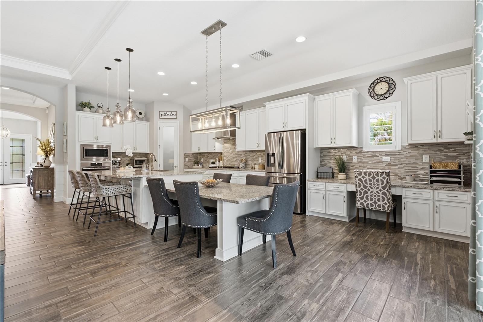 7428 PARADISO DRIVE, Apollo Beach, FL 33572