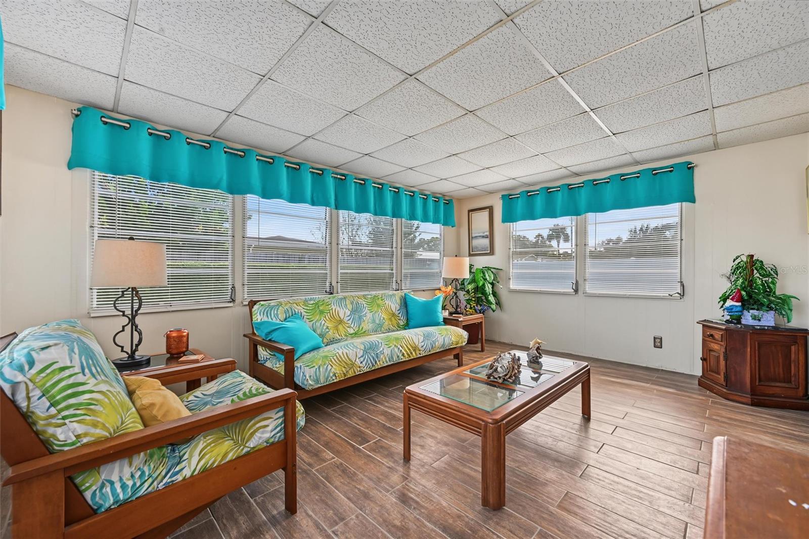 2975 68TH STREET N, St Petersburg, FL 33710