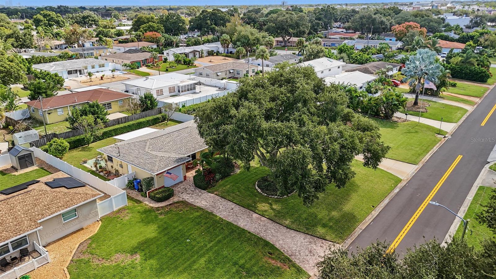 2975 68TH STREET N, St Petersburg, FL 33710