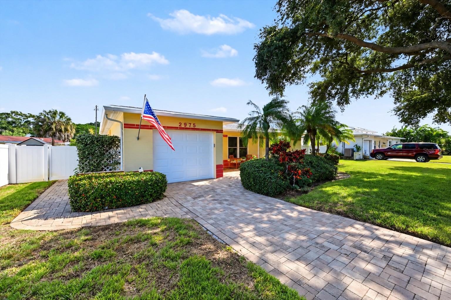 2975 68TH STREET N, St Petersburg, FL 33710