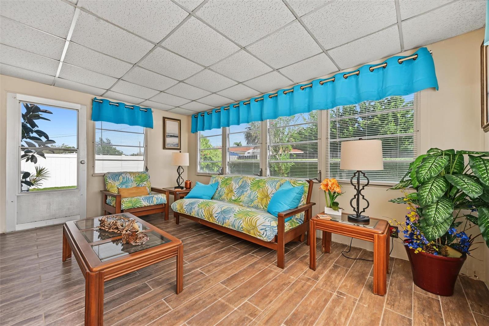 2975 68TH STREET N, St Petersburg, FL 33710