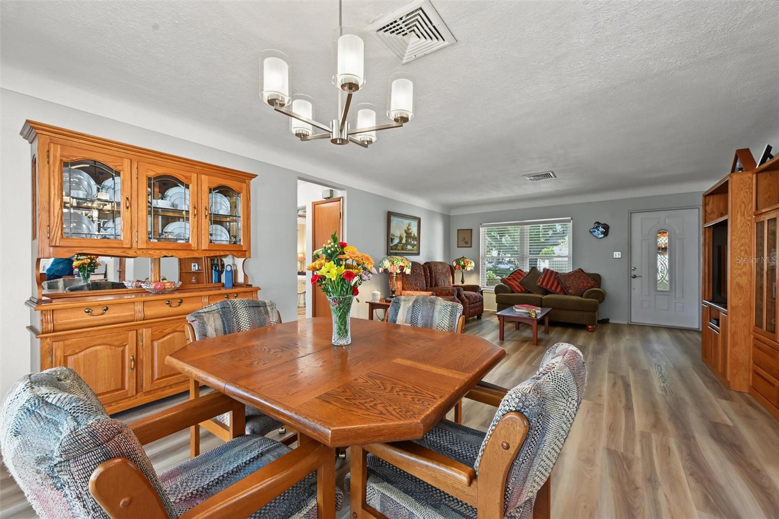 2975 68TH STREET N, St Petersburg, FL 33710