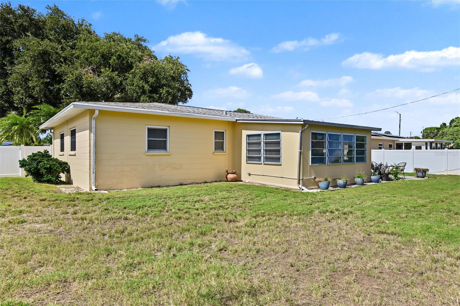 2975 68TH STREET N, St Petersburg, FL 33710