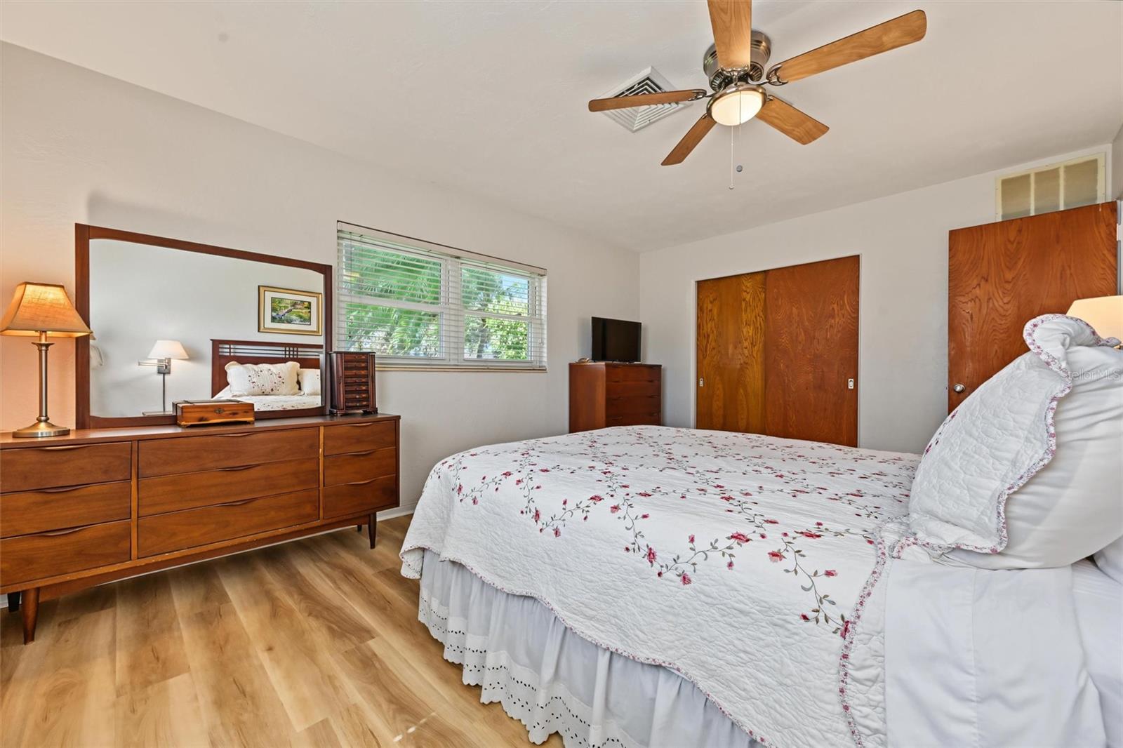 2975 68TH STREET N, St Petersburg, FL 33710