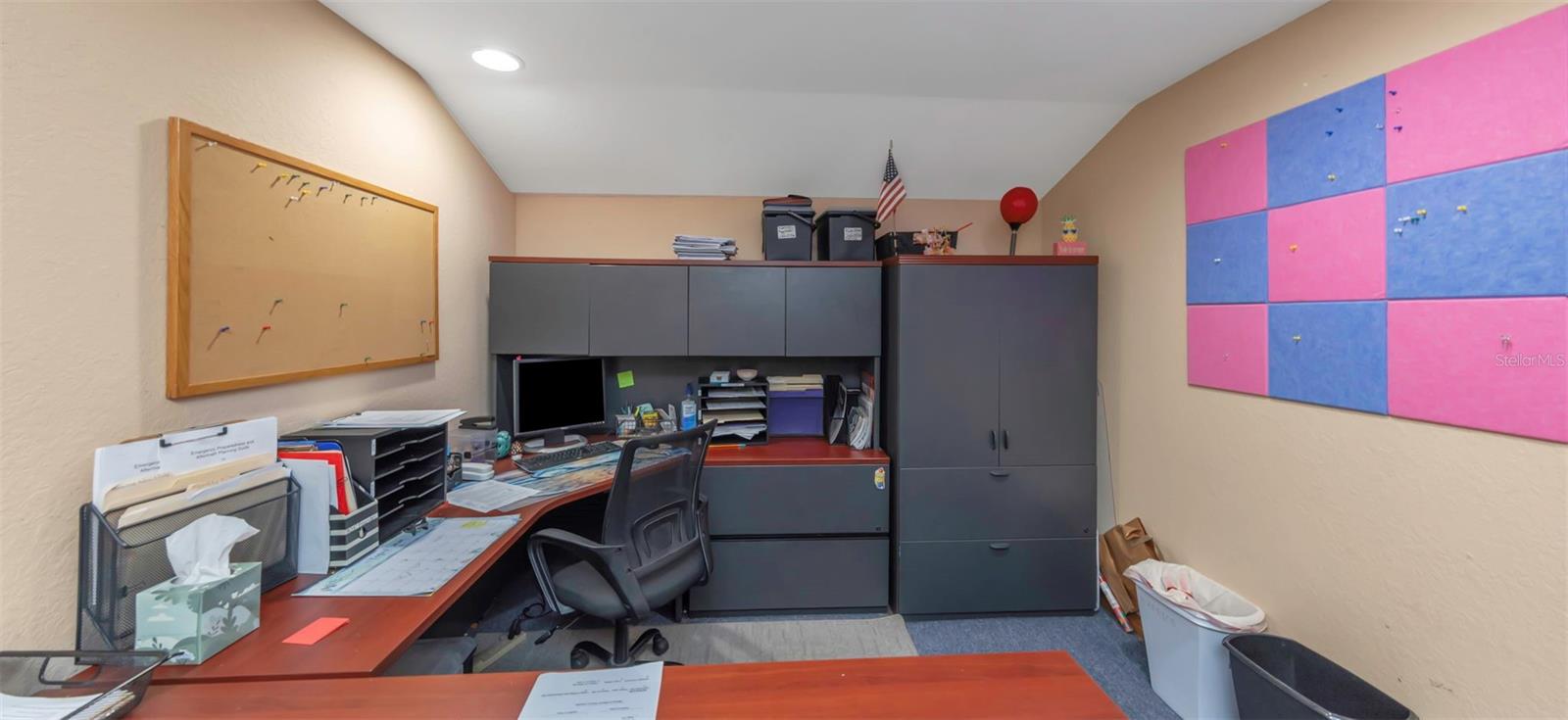 780 N MISSOURI AVENUE, Largo, FL 33770