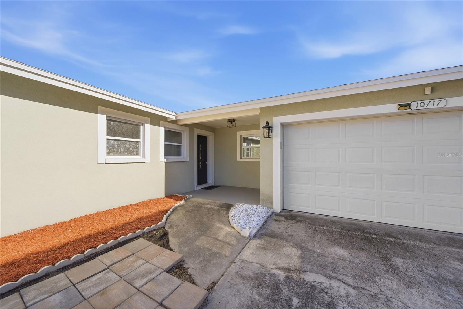 10717 DONBRESE AVENUE, Tampa, FL 33615
