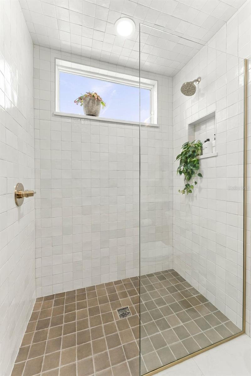 4019 W SANTIAGO STREET, Tampa, FL 33629