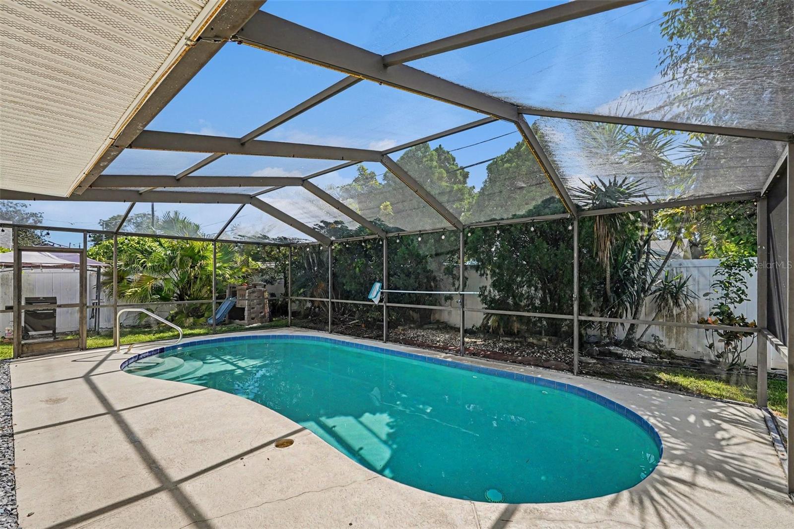 13570 99TH AVENUE N, Seminole, FL 33776 13570 99TH AVENUE N, Seminole, FL 33776
