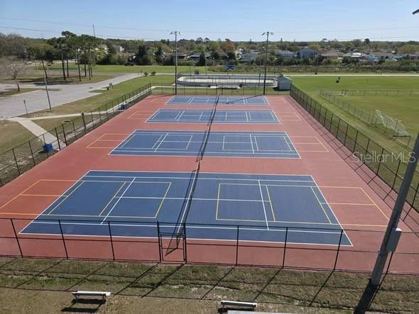 Tennis/Pickleball courts