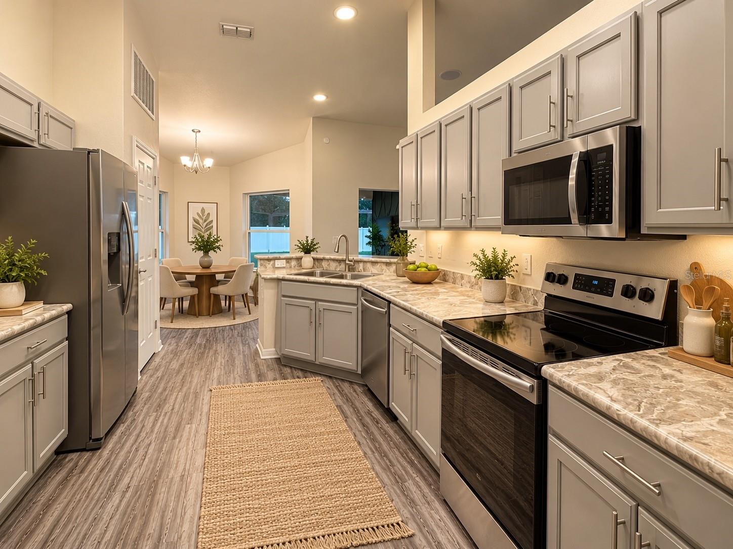 8202 WILDER LOOP, Lakeland, FL 33809 8202 WILDER LOOP, Lakeland, FL 33809