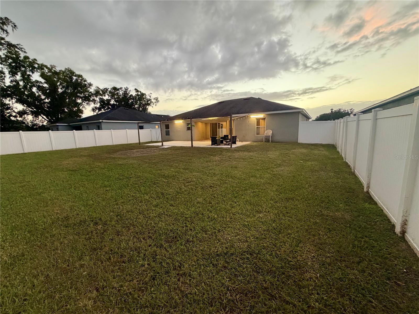 8202 WILDER LOOP, Lakeland, FL 33809