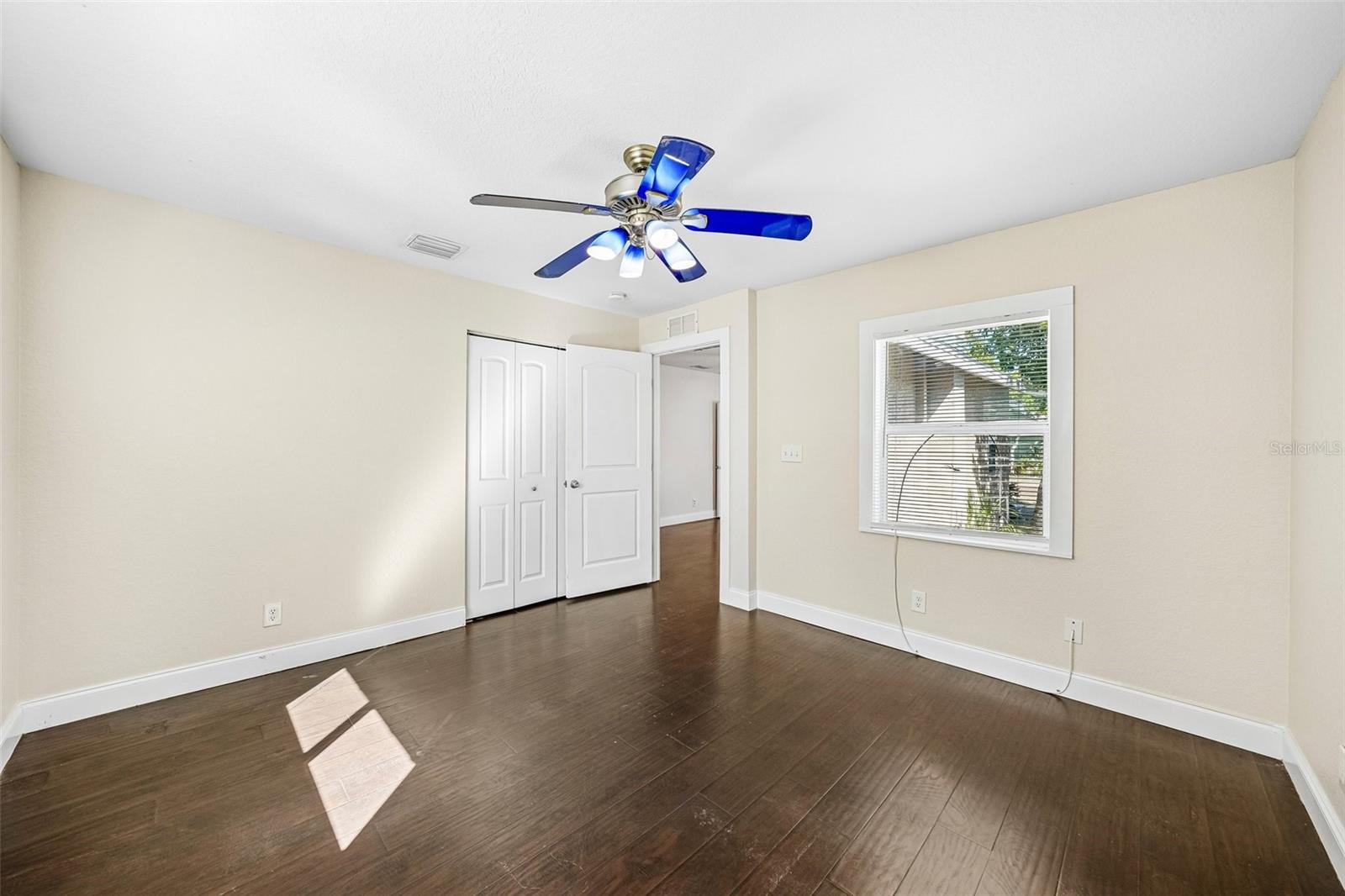 1646 28TH AVENUE N, St Petersburg, FL 33713