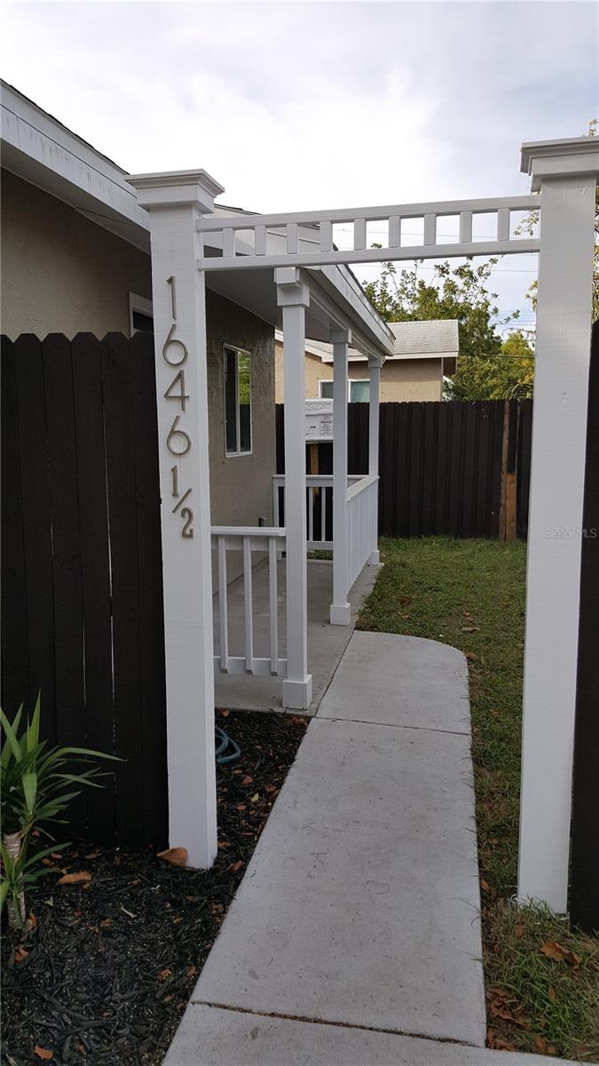 1646 28TH AVENUE N, St Petersburg, FL 33713