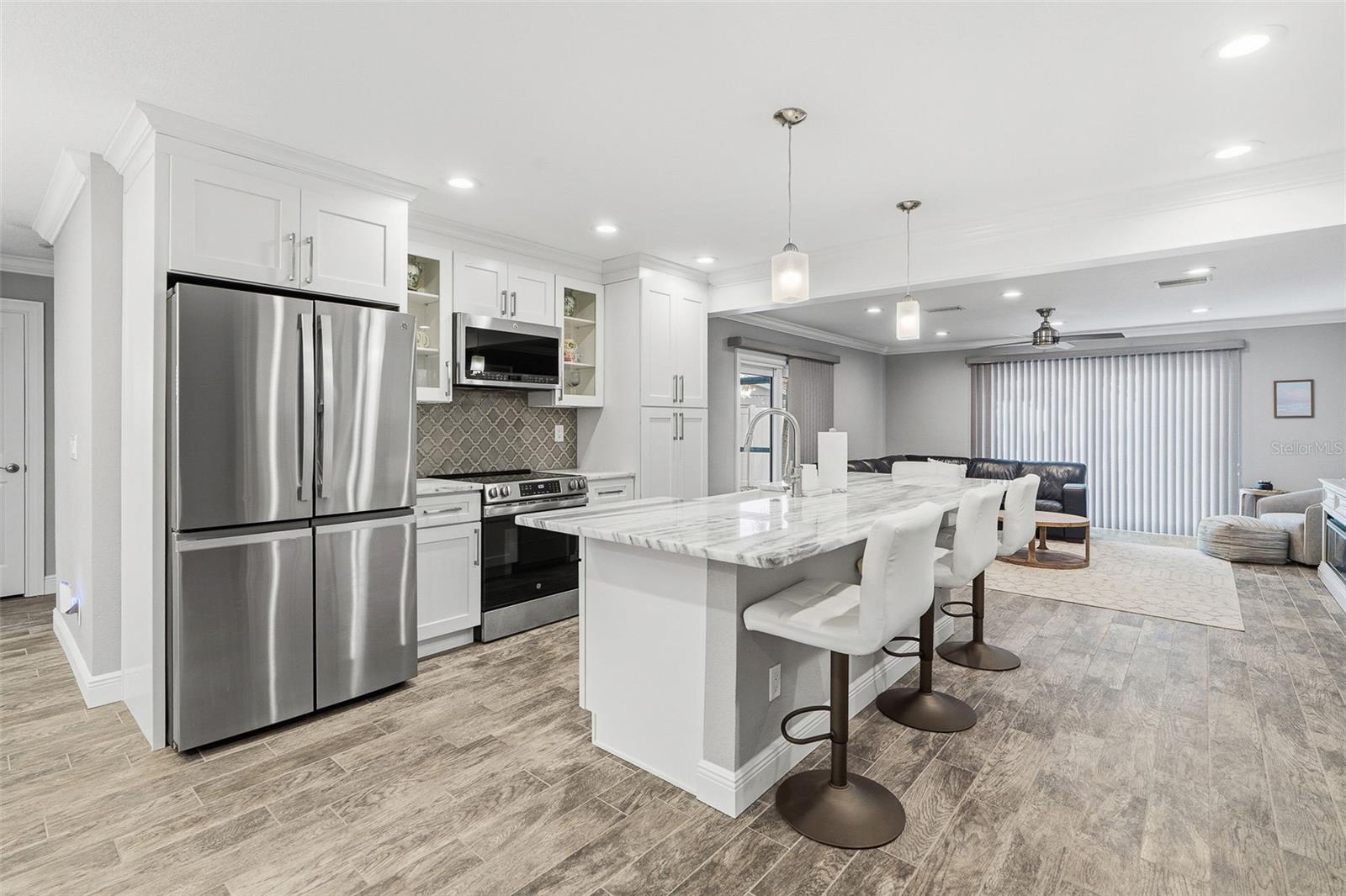 11450 48TH AVENUE N, St Petersburg, FL 33708