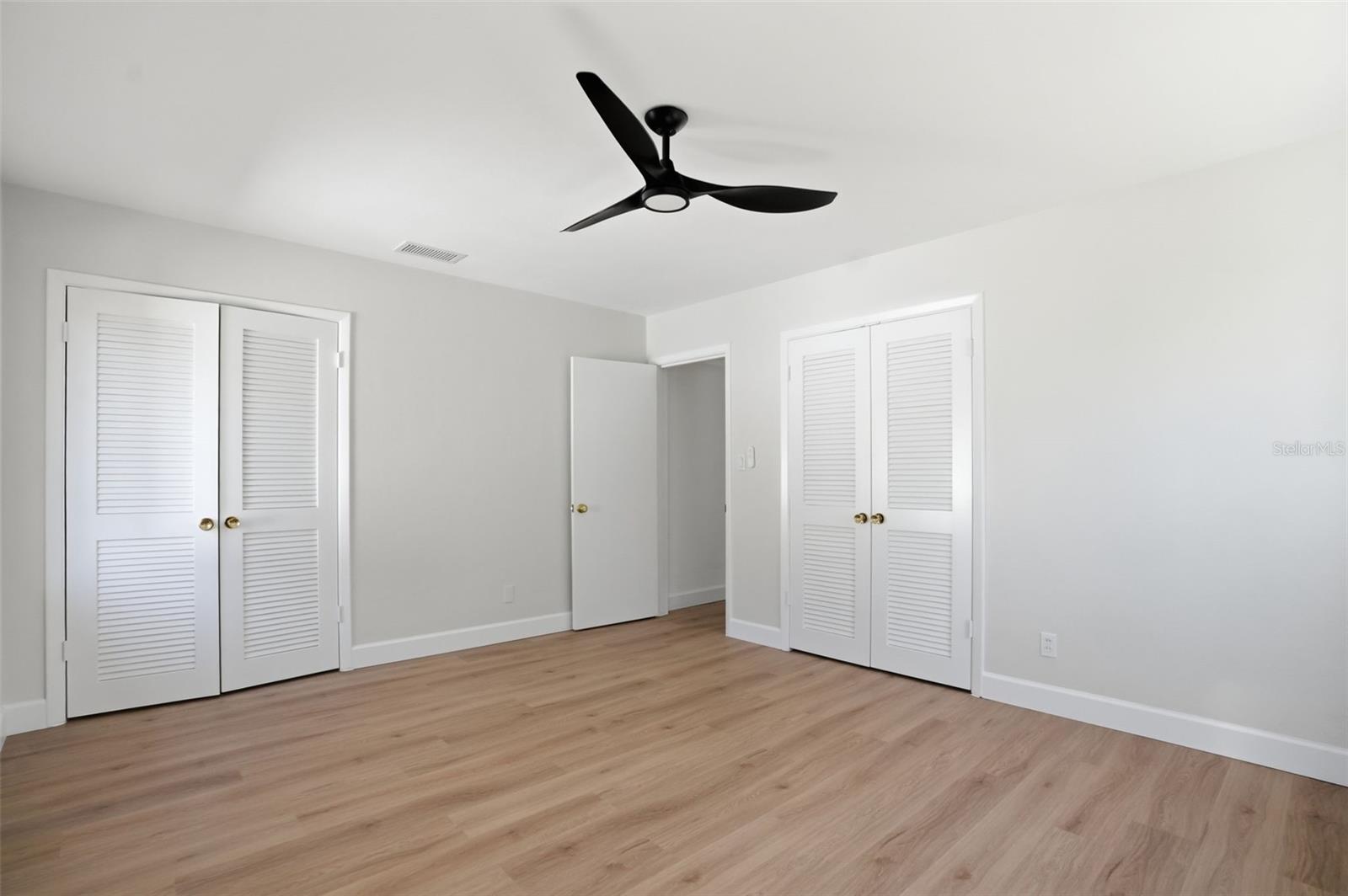 2812 N MUNRO STREET, Tampa, FL 33602