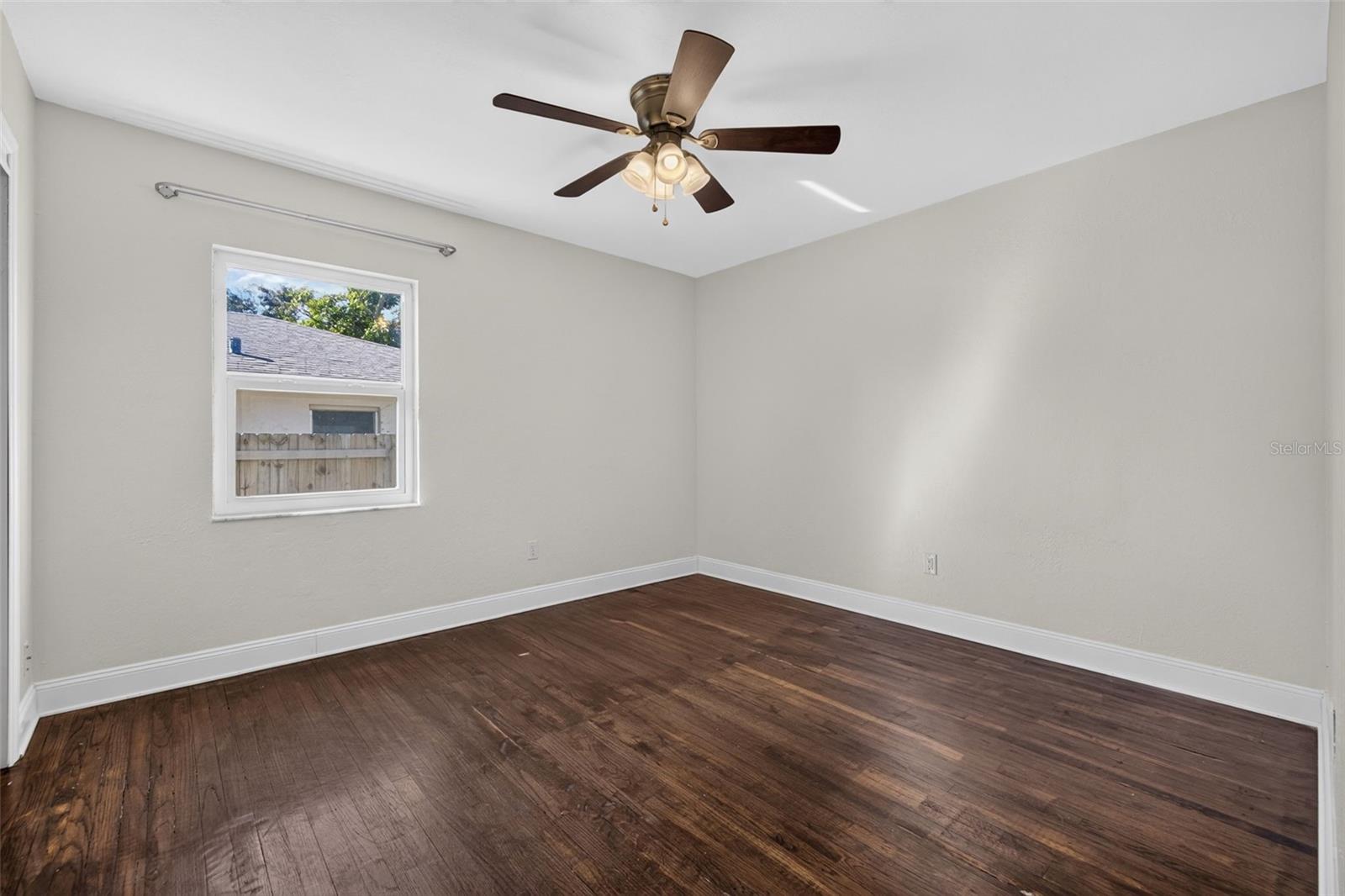 1510 15TH STREET N, St Petersburg, FL 33704