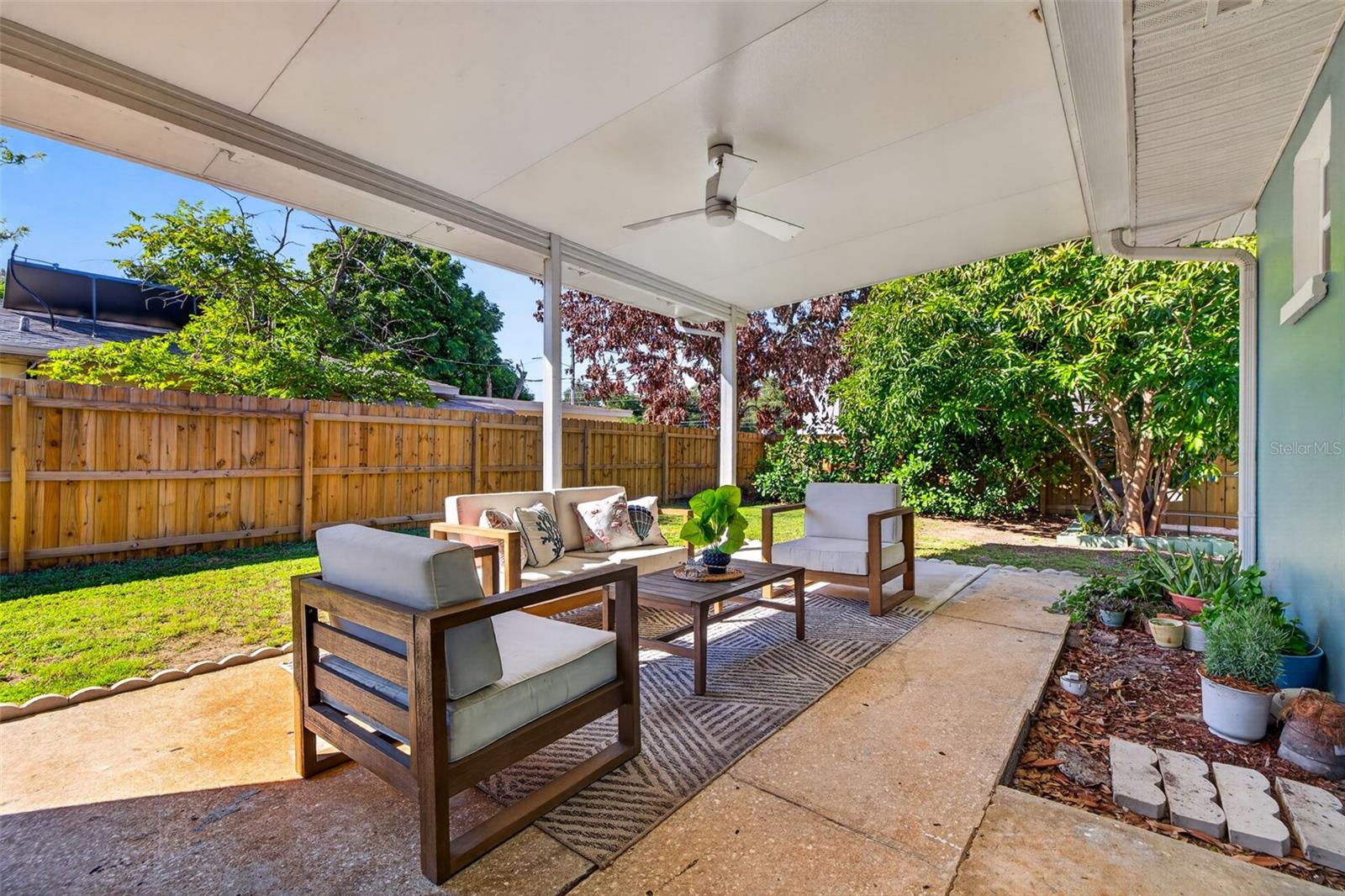 1510 15TH STREET N, St Petersburg, FL 33704