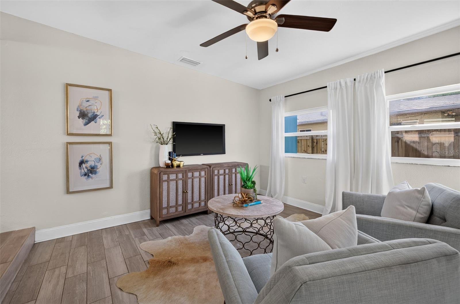 1510 15TH STREET N, St Petersburg, FL 33704
