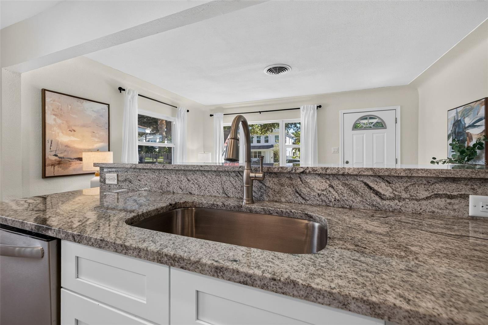 1510 15TH STREET N, St Petersburg, FL 33704