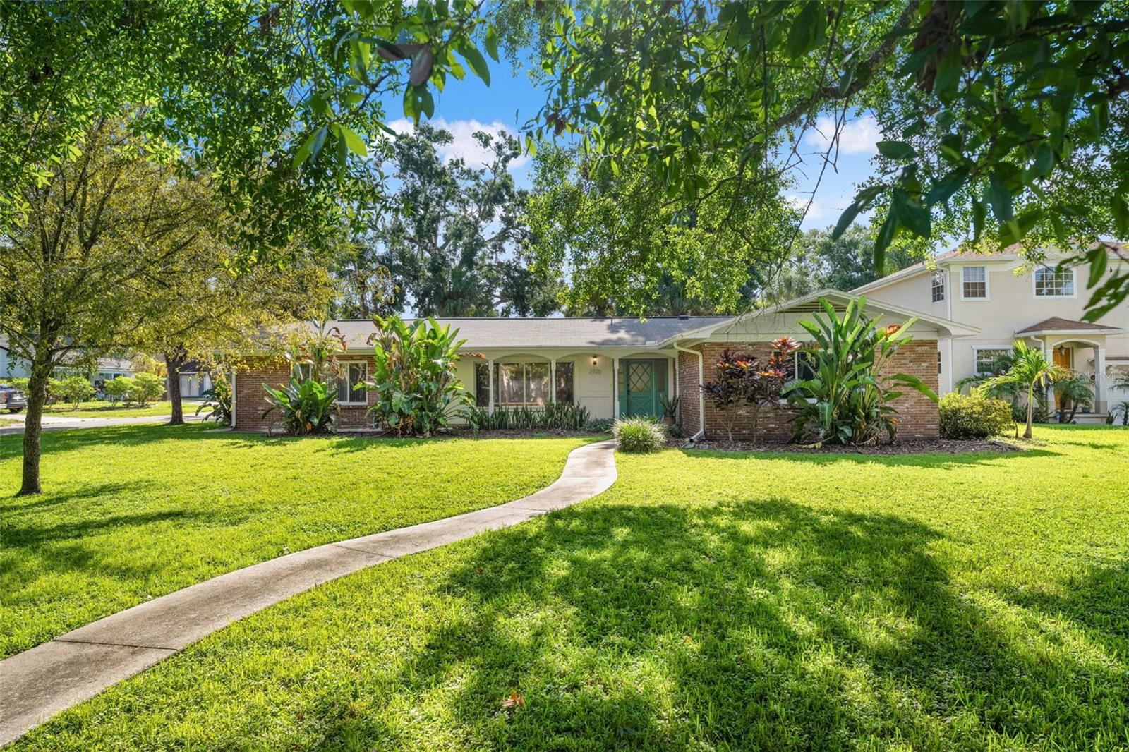 2725 N MYRTLE AVENUE, Tampa, FL 33602
