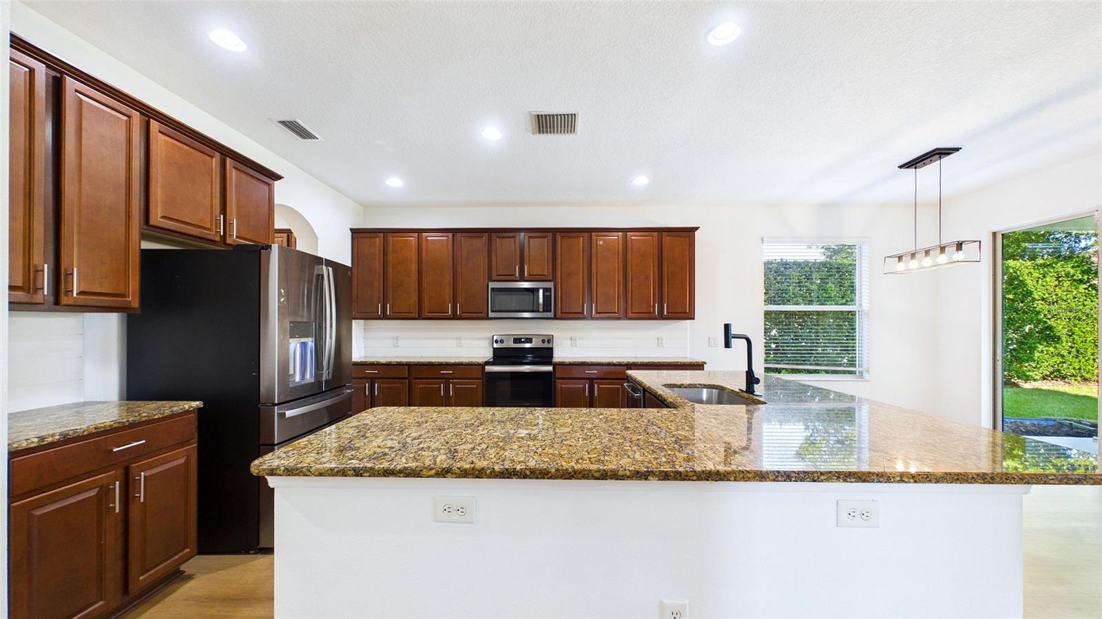 32033 GARDEN ALCOVE LOOP, Wesley Chapel, FL 33545