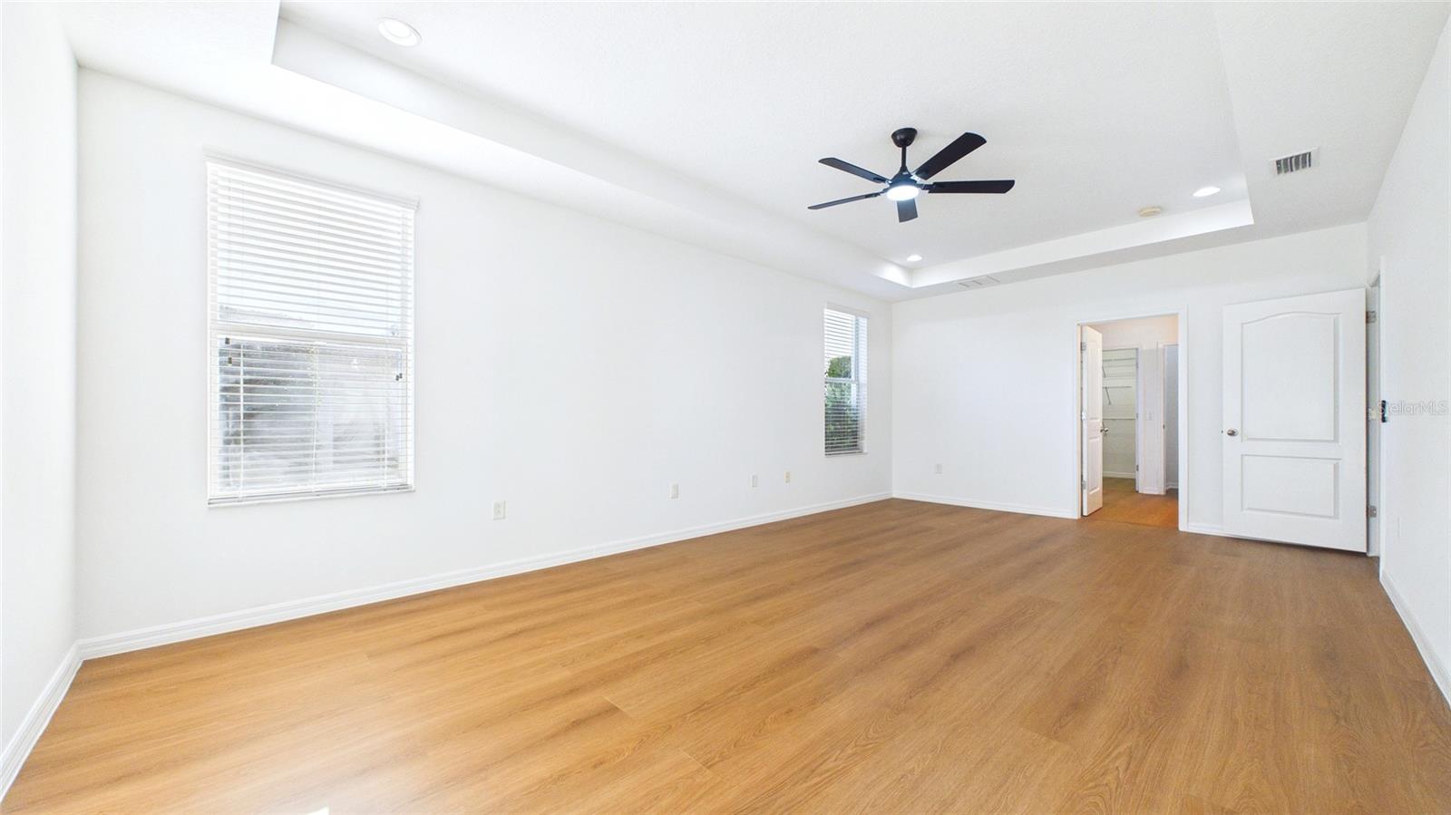 32033 GARDEN ALCOVE LOOP, Wesley Chapel, FL 33545