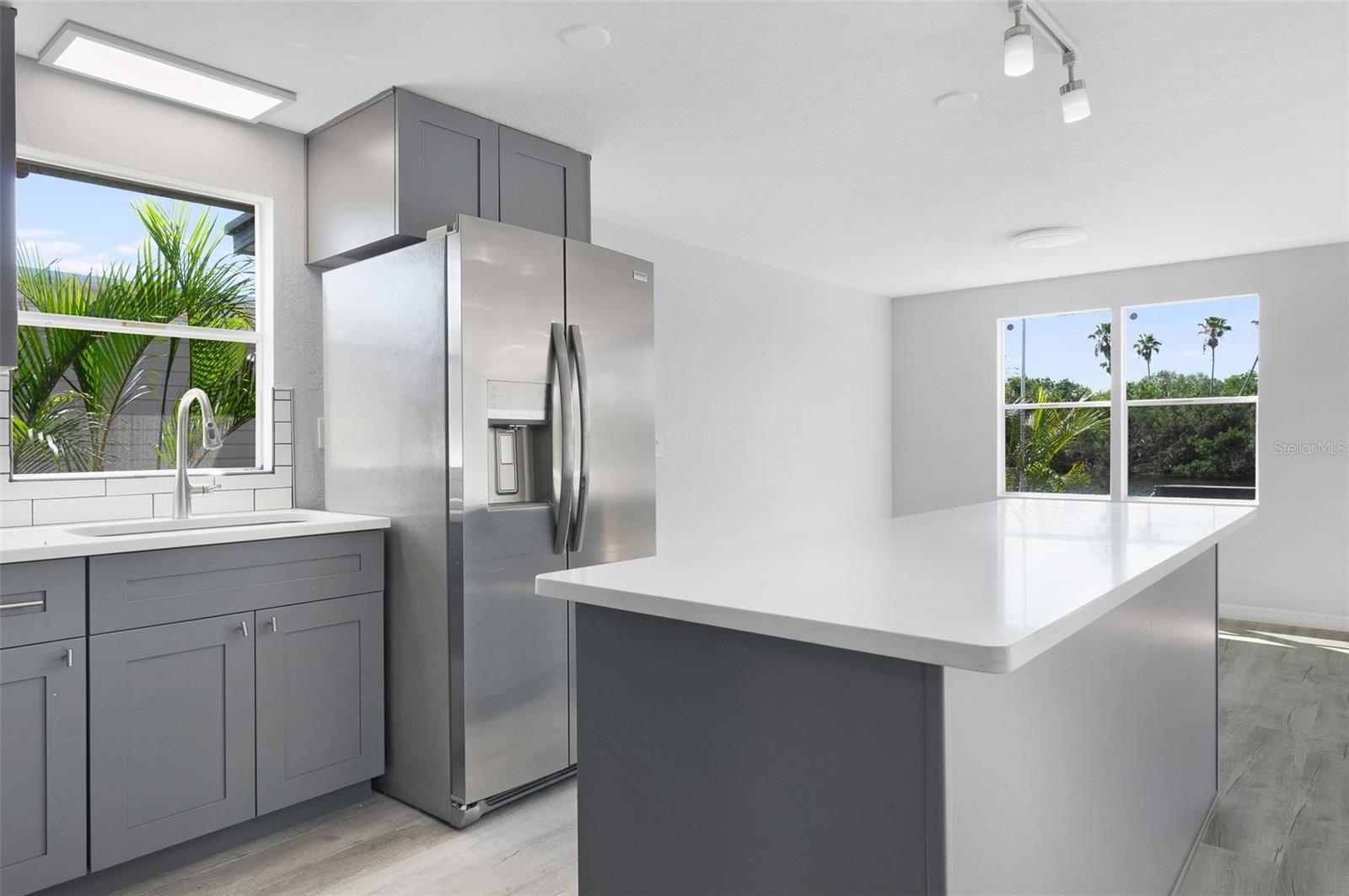 Kitchen - New stainless appliances Kitchen - New stainless appliances
