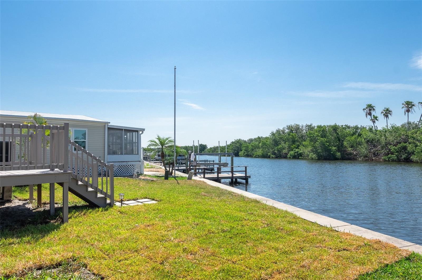 460 MOUNT OAK AVENUE NE, #745, St Petersburg, FL 33702