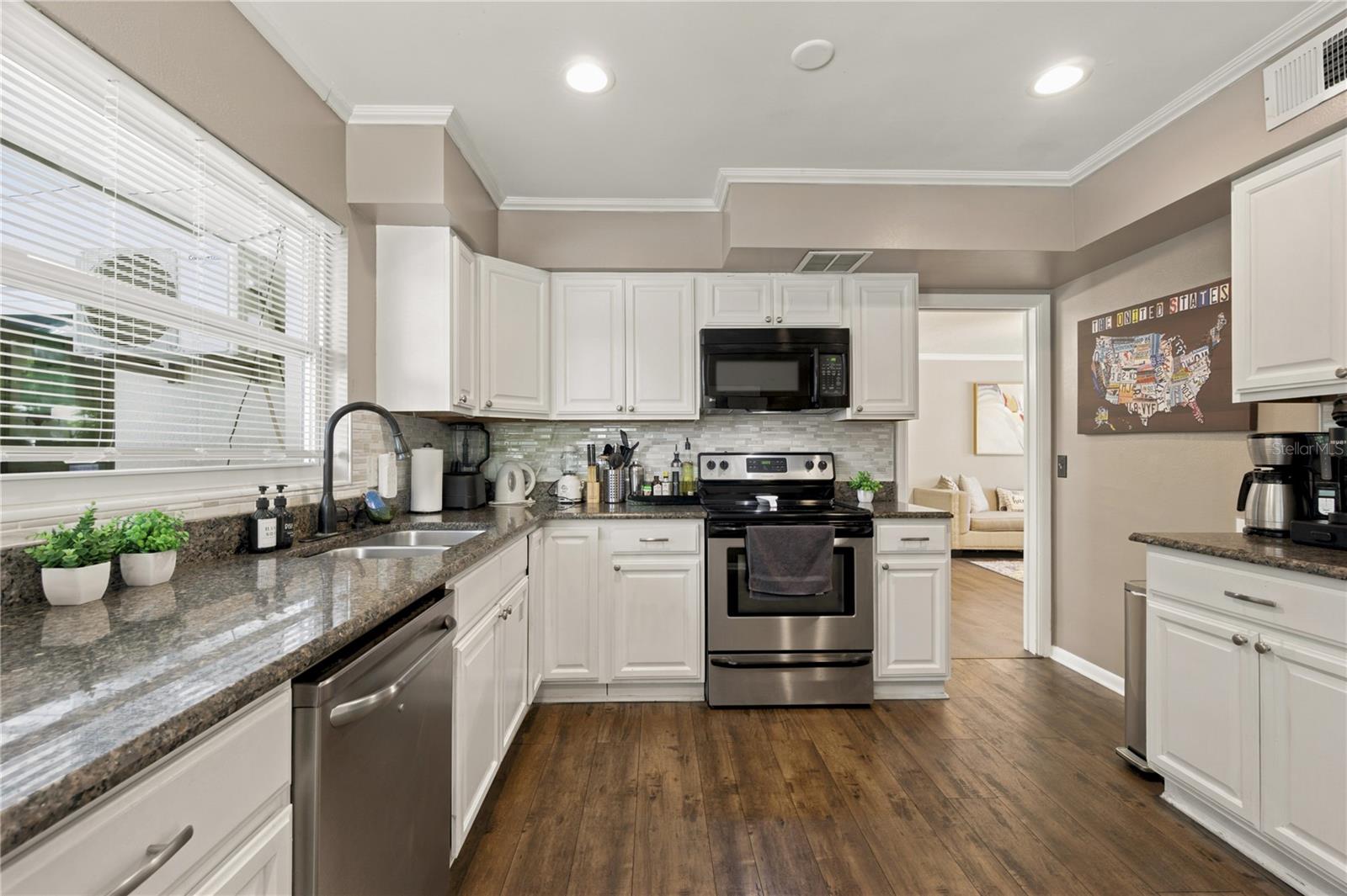 2608 OAKWOOD DRIVE, Largo, FL 33771