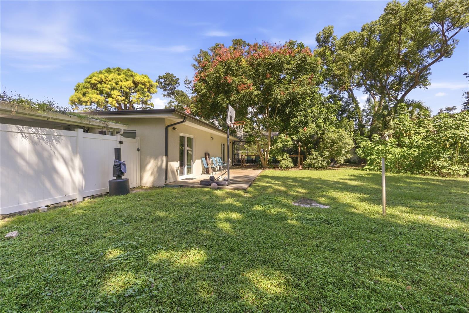 2608 OAKWOOD DRIVE, Largo, FL 33771