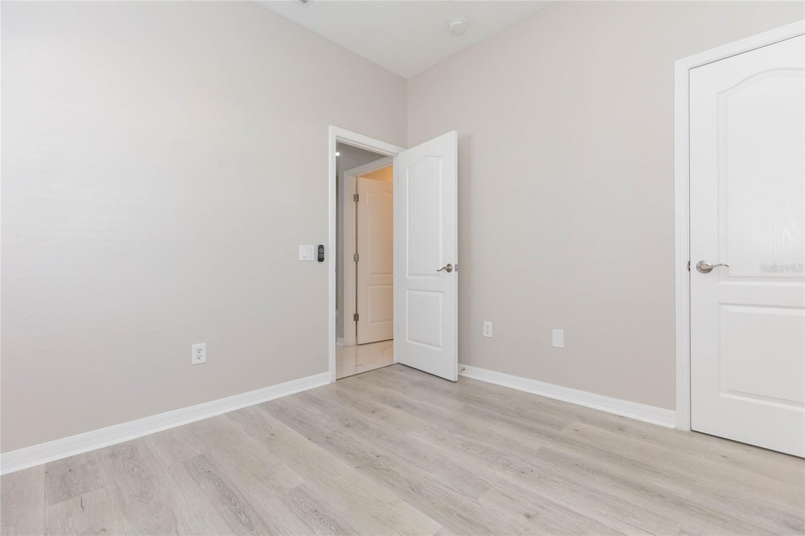 12851 KINGS CROSSING DRIVE, Gibsonton, FL 33534