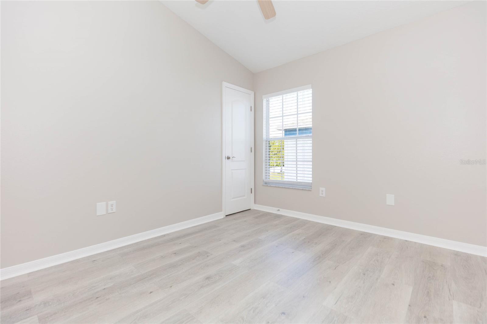 12851 KINGS CROSSING DRIVE, Gibsonton, FL 33534