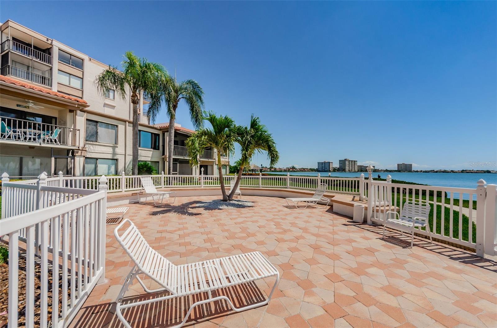6219 PALMA DEL MAR BOULEVARD S, #211, St Petersburg, FL 33715