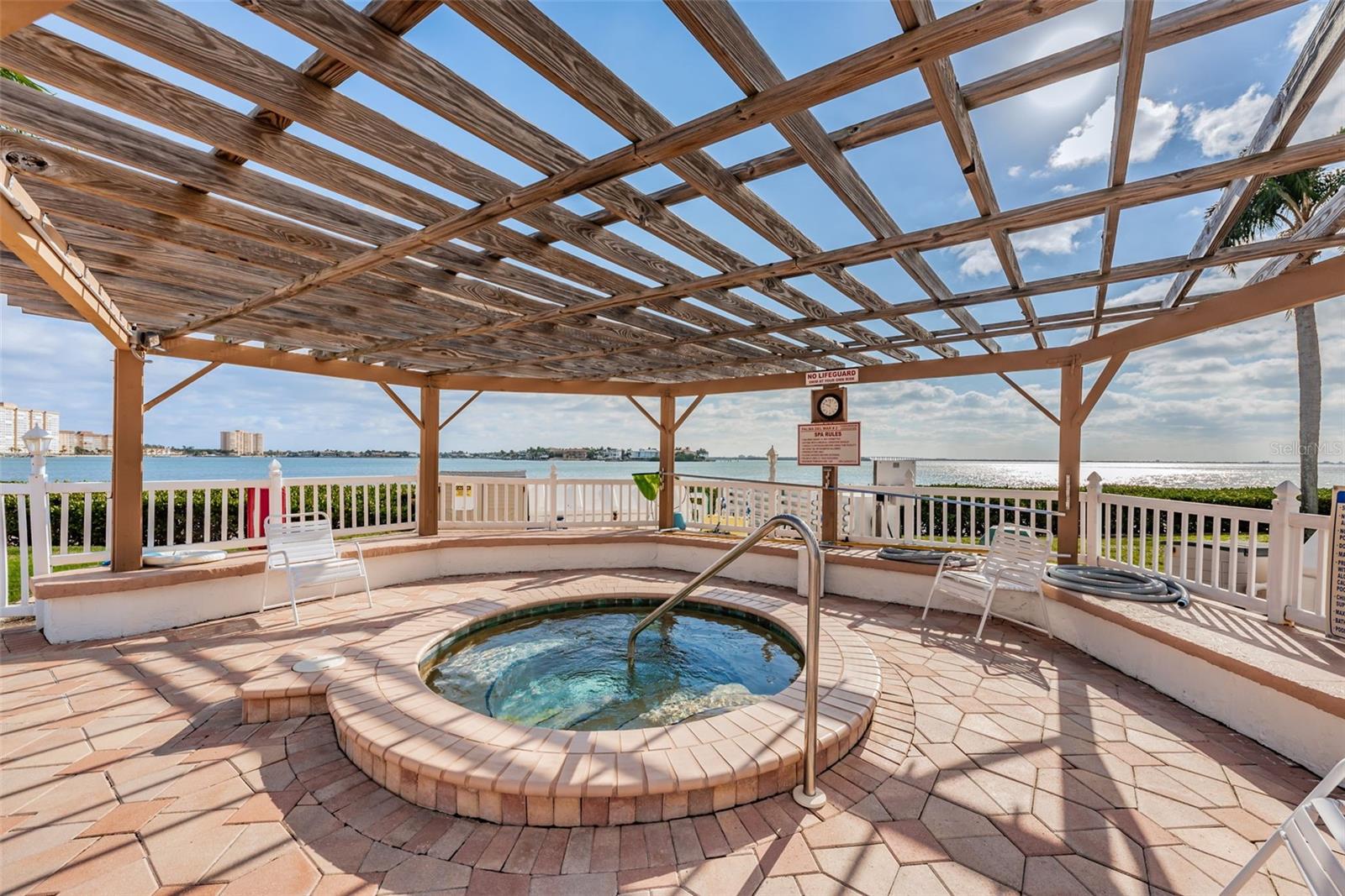 6219 PALMA DEL MAR BOULEVARD S, #211, St Petersburg, FL 33715