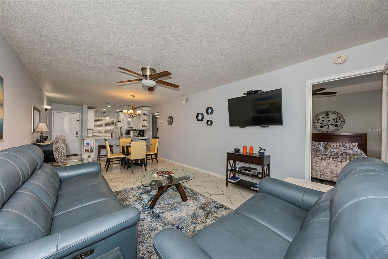 6219 PALMA DEL MAR BOULEVARD S, #211, St Petersburg, FL 33715