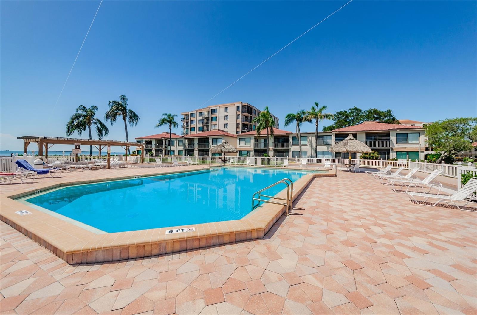 6219 PALMA DEL MAR BOULEVARD S, #211, St Petersburg, FL 33715