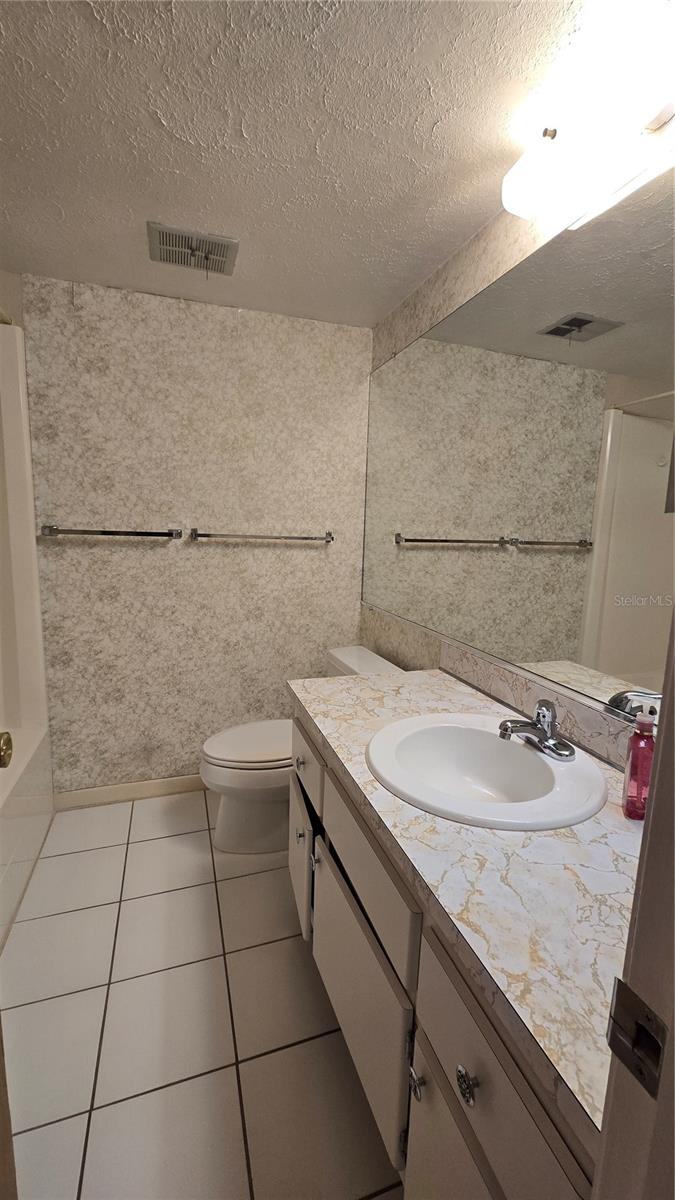 2525 W BAY DRIVE, #C33, Belleair Bluffs, FL 33770