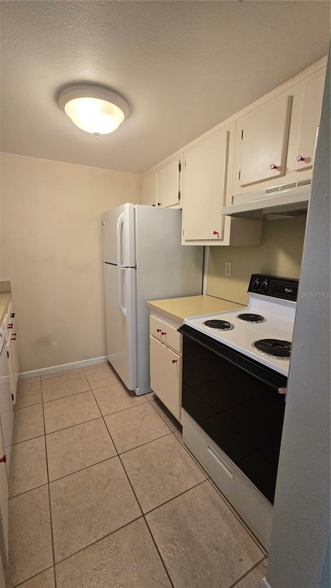 2525 W BAY DRIVE, #C33, Belleair Bluffs, FL 33770