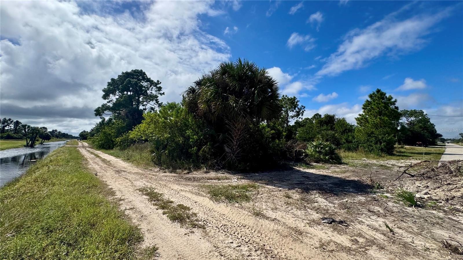 2501 31ST STREET SW, Lehigh Acres, FL 33976
