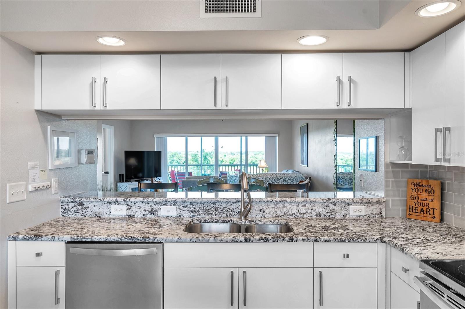 1200 COUNTRY CLUB DRIVE, #6302, Largo, FL 33771