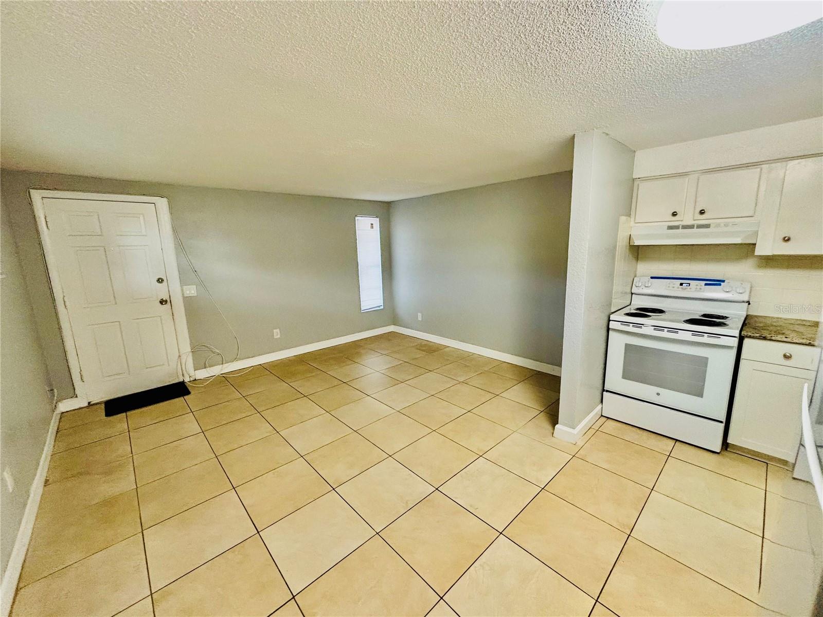 11736 N 14TH STREET, Tampa, FL 33612