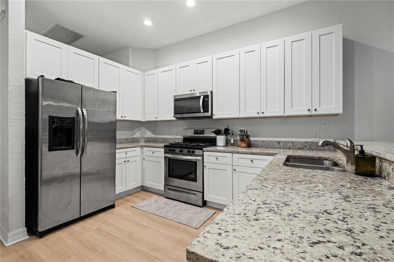 8612 SWANN RIDGE COURT, Tampa, FL 33647